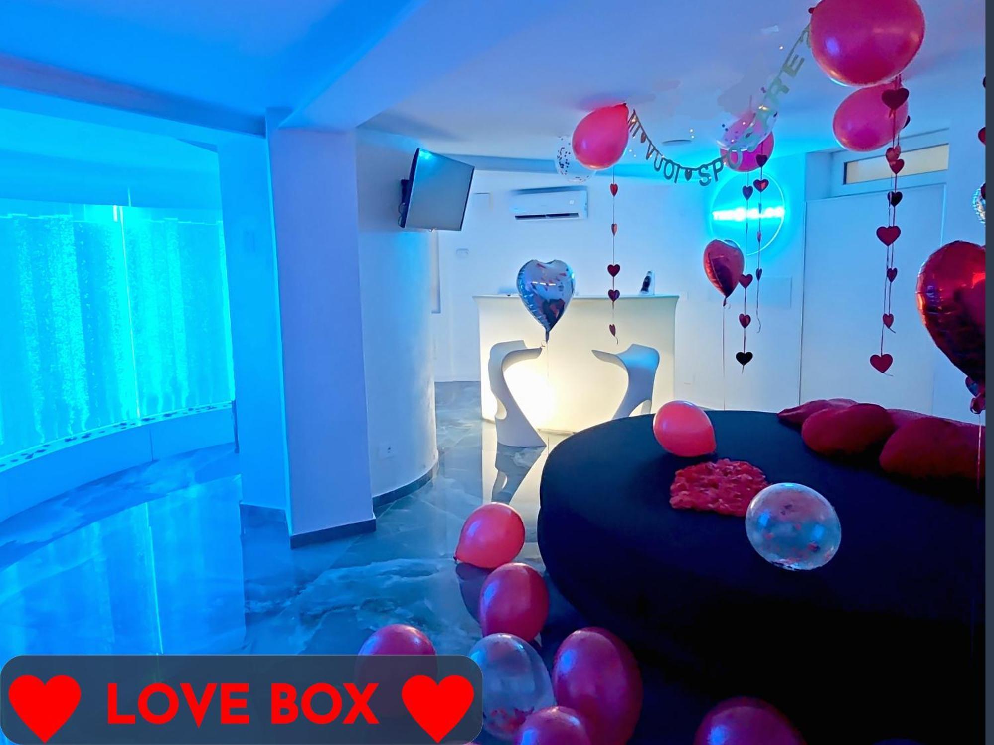 The Igloo Milano -Luxury Eclectic Suite - Jacuzzi - Milanoflats — Foto 2